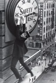 Harold Lloyd ( Safety Last ) (1923)